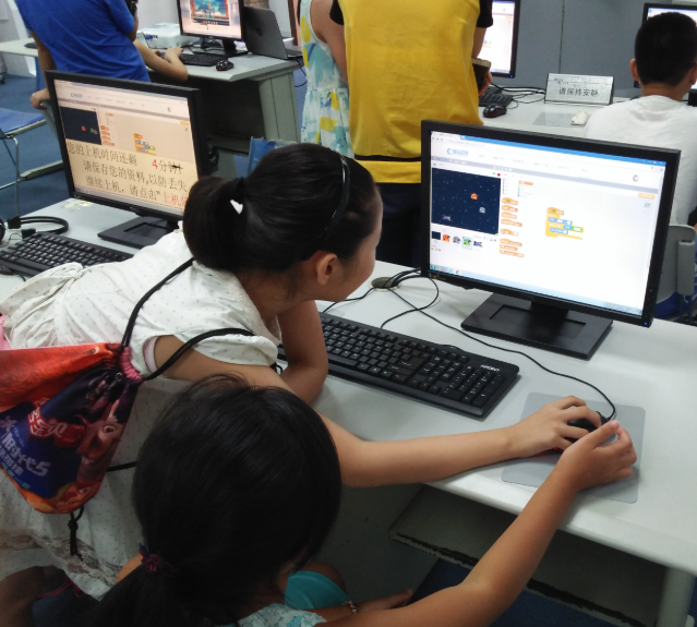 假如校园能提供让学生学习怎么评价AI所生成的信息质量 假如校园能提供让学生学习怎么评价AI所生成的信息质量